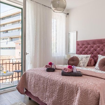 Romantic Apartment With Balcony Split Exterior foto